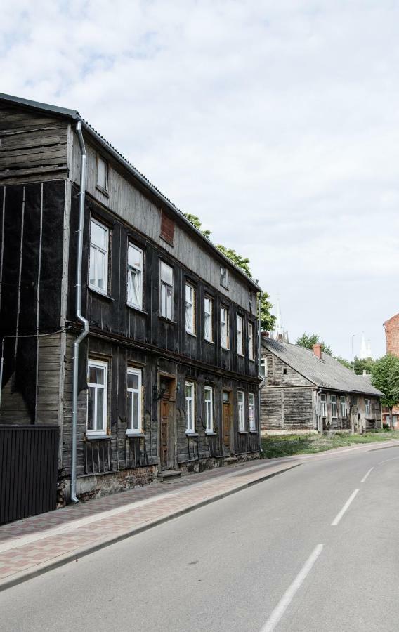 Frankenstein Girl Lägenhet Liepāja Exteriör bild